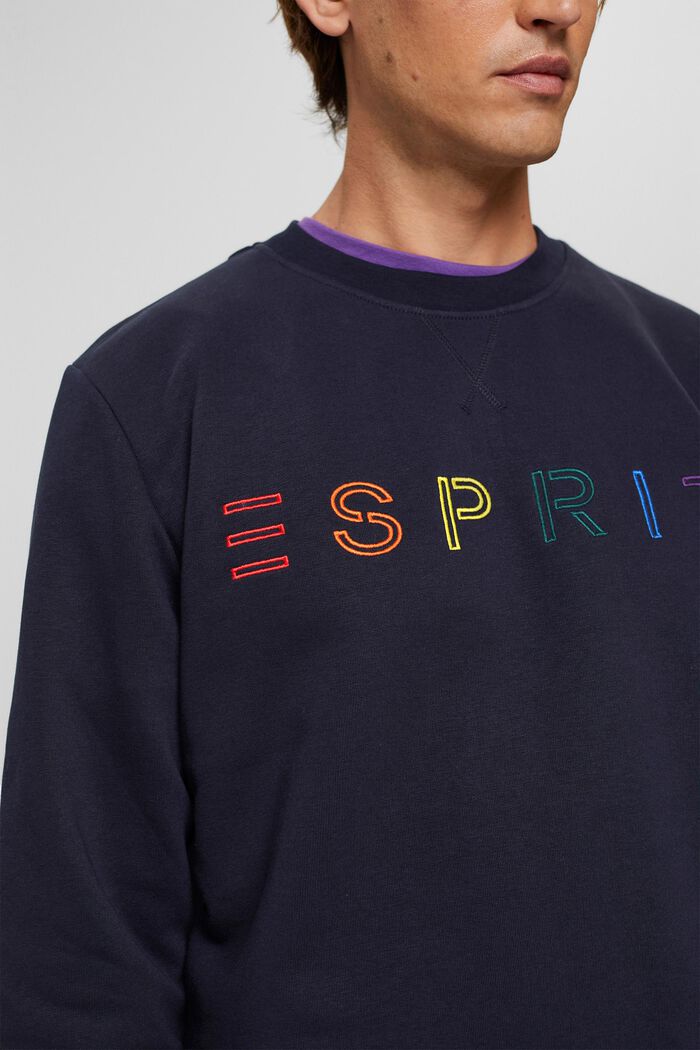 ESPRIT - Recycelt: Sweatshirt mit unserem Online in Logostickerei Shop
